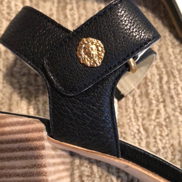 Anne Klein sandals! - Picture 3 of 3